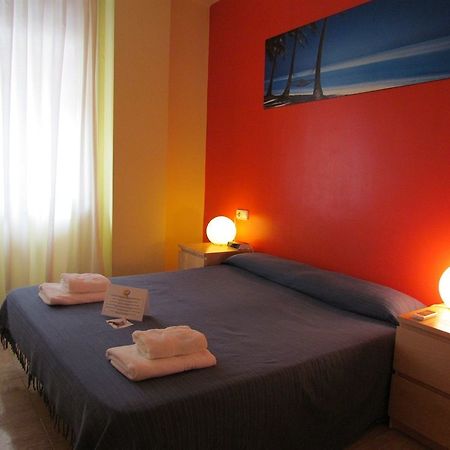 Barcelona City North Hostal Exterior foto